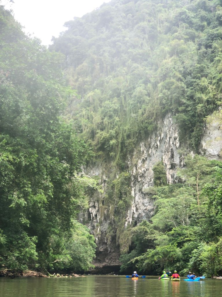 Übernachtungs tour Rio Claro Kolumbien